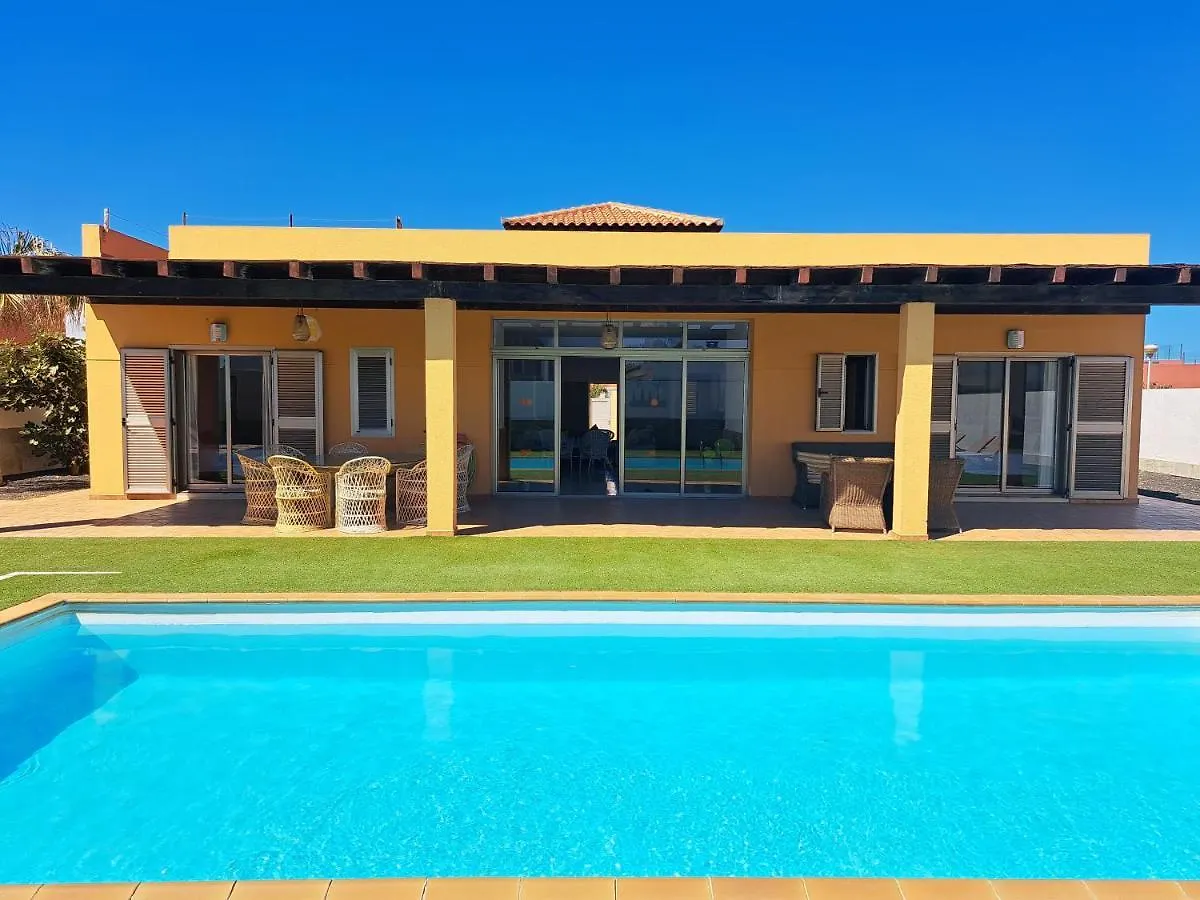 Villa Paradise Ла-Гирра