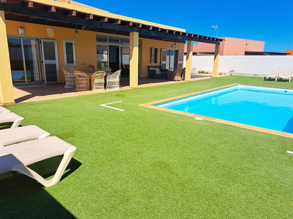 Villa Paradise Ла-Гирра